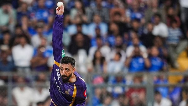 IPL 2026: 6, 0, 6, 4, 1, 4, 4 !! ഒരോവറില്‍ 25 റണ്‍സ്, വരുണിന്റെ കരിയര്‍ തീര്‍ന്നു; പഞ്ഞിക്കിട്ടത് ഈ താരം