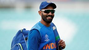 IND vs ENG: റിഷഭും സാഹയും ഐസൊലേഷനില്, വിക്കറ്റ് കീപ്പറാവാന് കാര്ത്തിക്, സൂചന നല്കി ട്വീറ്റ് IND vs ENG: റിഷഭും സാഹയും ഐസൊലേഷനില്, വിക്കറ്റ് കീപ്പറാവാന് കാര്ത്തിക്, സൂചന നല്കി ട്വീറ്റ്