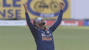 INDvSL: ആശങ്ക ഒഴിയുന്നു, ക്രുണാലുമായി സമ്പര്ക്കമുണ്ടായിരുന്ന എട്ട് താരങ്ങള്ക്കും കോവിഡ് നെഗറ്റീവ് INDvSL: ആശങ്ക ഒഴിയുന്നു, ക്രുണാലുമായി സമ്പര്ക്കമുണ്ടായിരുന്ന എട്ട് താരങ്ങള്ക്കും കോവിഡ് നെഗറ്റീവ്