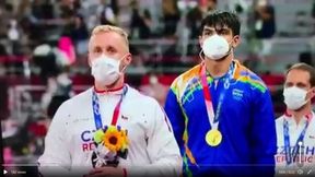 Olympics 2021: സ്വര്ണ മെഡല് തലയ്ക്ക് വെച്ചാണ് രാത്രി ഉറങ്ങിയത്, അനുഭവം പറഞ്ഞ് നീരജ് ചോപ്ര Olympics 2021: സ്വര്ണ മെഡല് തലയ്ക്ക് വെച്ചാണ് രാത്രി ഉറങ്ങിയത്, അനുഭവം പറഞ്ഞ് നീരജ് ചോപ്ര