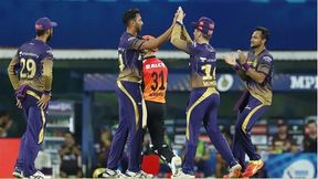 IPL 2021: പ്ലേ ഓഫ് പ്രതീക്ഷ നിലനിര്ത്താന് കെകെആര്, വില്ലനാവാന് വില്യംസണും സംഘവും IPL 2021: പ്ലേ ഓഫ് പ്രതീക്ഷ നിലനിര്ത്താന് കെകെആര്, വില്ലനാവാന് വില്യംസണും സംഘവും