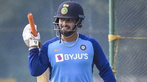 T20 World Cup 2021: 'റിഷഭ് 13ാം ഓവറിലെങ്കിലും ക്രീസിലെത്തണം', ഗെയിം ചെയിഞ്ചറാണവന്- ലക്ഷ്മണ് T20 World Cup 2021: 'റിഷഭ് 13ാം ഓവറിലെങ്കിലും ക്രീസിലെത്തണം', ഗെയിം ചെയിഞ്ചറാണവന്- ലക്ഷ്മണ്
