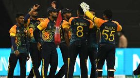 T20 World Cup: അട്ടിമറികളില്ല, ക്വാളിഫയറില് ശ്രീലങ്കയ്ക്കും അയര്ലാന്ഡിനും വിജയത്തുടക്കം T20 World Cup: അട്ടിമറികളില്ല, ക്വാളിഫയറില് ശ്രീലങ്കയ്ക്കും അയര്ലാന്ഡിനും വിജയത്തുടക്കം