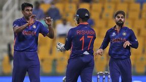 T20 World Cup 2021: 'അശ്വിന്റെ തിരിച്ചുവരവ് ടീമിന് വലിയ കരുത്തായി', പ്രശംസിച്ച് വിരാട് കോലി T20 World Cup 2021: 'അശ്വിന്റെ തിരിച്ചുവരവ് ടീമിന് വലിയ കരുത്തായി', പ്രശംസിച്ച് വിരാട് കോലി