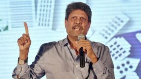   'ഒന്ന് രണ്ട് മത്സരം കളിച്ചാല്‍ പിന്നെ തുടര്‍ നിരാശ', സഞ്ജുവിന് സ്ഥിരതയില്ല- വിമര്‍ശിച്ച് കപില്‍