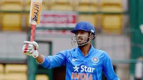 IND vs WI: അരങ്ങേറ്റം ധോണിക്കു കീഴില്, പിന്നെ 'കാണാതായി'- ധവാന് വീണ്ടും ടീമിലേക്ക് IND vs WI: അരങ്ങേറ്റം ധോണിക്കു കീഴില്, പിന്നെ 'കാണാതായി'- ധവാന് വീണ്ടും ടീമിലേക്ക്