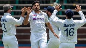 IND vs SA: ശര്ദ്ദുല് ഇനി കുംബ്ലെയ്ക്കും ശ്രീനാഥിനുമൊപ്പം! 'ഫൈഫറുമായി' എലൈറ്റ് ക്ലബ്ബില് IND vs SA: ശര്ദ്ദുല് ഇനി കുംബ്ലെയ്ക്കും ശ്രീനാഥിനുമൊപ്പം! 'ഫൈഫറുമായി' എലൈറ്റ് ക്ലബ്ബില്