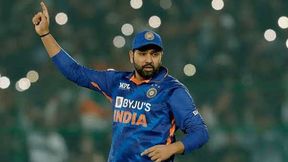   IND vs WI: വിന്‍ഡീസിനെ തുരത്തി, അപൂര്‍വ്വ റെക്കോഡുമായി രോഹിത്, ധോണിക്കും കോലിക്കുമില്ല