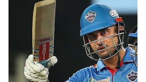 IPL 2022: ഇതു നിനക്ക്- കാമുകിക്ക് സ്റ്റോയ്നിസിന്റെ സിക്സര് സമ്മാനം, ആദ്യ ബോളില്ത്തന്നെ! IPL 2022: ഇതു നിനക്ക്- കാമുകിക്ക് സ്റ്റോയ്നിസിന്റെ സിക്സര് സമ്മാനം, ആദ്യ ബോളില്ത്തന്നെ!