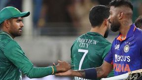 Asia Cup 2022: അഫ്ഗാന്‍ ഇന്ത്യക്കൊപ്പം, ഹാര്‍ദിക്കിന് ഉമ്മയും! കലിപ്പ് കയറി പാക് ഫാന്‍സ്