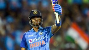 IND vs SA T20: 'എതിരാളികള് വിറക്കാന് ആ പേര് മാത്രം മതി', സൂര്യയെ വാഴ്ത്തി ആരാധകര് IND vs SA T20: 'എതിരാളികള് വിറക്കാന് ആ പേര് മാത്രം മതി', സൂര്യയെ വാഴ്ത്തി ആരാധകര്