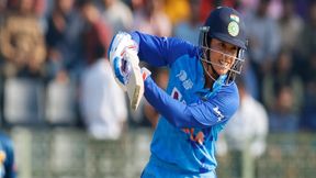  Womens Asia Cup: ശ്രീലങ്കയെ തകര്‍ത്തു, ഇന്ത്യക്ക് ഏഴാം ഏഷ്യാ കപ്പ് കിരീടം, മന്ദാനക്ക് ഫിഫ്റ്റി