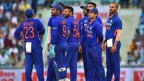 IND vs SA: ഫീല്ഡിങില് ഇന്ത്യക്കാര്ക്കു ഒരു താല്പ്പര്യവുമില്ല! മിസ്സായിട്ടും ചിരി തന്നെ IND vs SA: ഫീല്ഡിങില് ഇന്ത്യക്കാര്ക്കു ഒരു താല്പ്പര്യവുമില്ല! മിസ്സായിട്ടും ചിരി തന്നെ