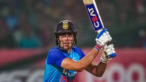   IND vs SL: രാഹുലിന്റെ പിന്‍ഗാമി! പവര്‍പ്ലേയില്‍ മെയ്ഡന്‍- ശുബ്മാന്‍ ഗില്ലിനെതിരേ ട്രോള്‍