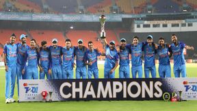   IND vs NZ: 'ഇത് നീ വെച്ചോ', പൃഥ്വിക്ക് ട്രോഫി കൈമാറി ഹര്‍ദിക്-അപമാനിക്കുന്നുവെന്ന് ഫാന്‍സ്