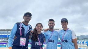 Asian Games 2023: 41 വര്ഷത്തെ കാത്തിരിപ്പ് തീര്ന്നു! കുതിരയോട്ടത്തില് പൊന്നണിഞ്ഞ് ഇന്ത്യ Asian Games 2023: 41 വര്ഷത്തെ കാത്തിരിപ്പ് തീര്ന്നു! കുതിരയോട്ടത്തില് പൊന്നണിഞ്ഞ് ഇന്ത്യ