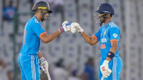 IND vs AUS: എറിഞ്ഞിട്ട് ഷമി, മിന്നിച്ച് ബാറ്റിങ് നിരയും; മൊഹാലിയില്‍ ഇന്ത്യ 