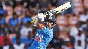   Asia Cup2023: സഞ്ജു ഫാന്‍സ് കാണൂ, ടീമിനെ തോളിലേറ്റി ഇഷാന്‍! പാക് പടയെ വിറപ്പിച്ചു