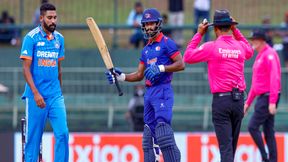 Asia Cup 2023: നേപ്പാള് പോലും വിറപ്പിക്കുന്നു, ഇന്ത്യന് ബൗളിങ് വന് ദുരന്തം! വിമര്ശനം ശക്തം Asia Cup 2023: നേപ്പാള് പോലും വിറപ്പിക്കുന്നു, ഇന്ത്യന് ബൗളിങ് വന് ദുരന്തം! വിമര്ശനം ശക്തം