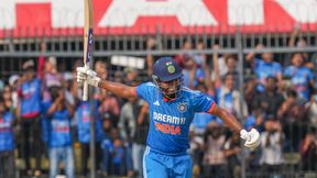 IND vs AUS: സിക്സര് രാജാക്കന്മാരായി ഇന്ത്യ, ലോക റെക്കോഡ്! വിന്ഡീസിനെ പിന്നിലാക്കി IND vs AUS: സിക്സര് രാജാക്കന്മാരായി ഇന്ത്യ, ലോക റെക്കോഡ്! വിന്ഡീസിനെ പിന്നിലാക്കി