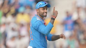 World Cup 2023: സൂര്യയെ കളിപ്പിക്കുന്നത് ചൂതാട്ടം! പണി കിട്ടും, കാരണം പറഞ്ഞ് ഗംഭീര് World Cup 2023: സൂര്യയെ കളിപ്പിക്കുന്നത് ചൂതാട്ടം! പണി കിട്ടും, കാരണം പറഞ്ഞ് ഗംഭീര്
