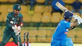 Asia Cup 2023: സൂര്യ വീണ്ടും ദുരന്തം, ഏകദിന ടീമില് നിന്ന് പുറത്താക്കൂ! സഞ്ജുവിനെ വിളിക്കൂ Asia Cup 2023: സൂര്യ വീണ്ടും ദുരന്തം, ഏകദിന ടീമില് നിന്ന് പുറത്താക്കൂ! സഞ്ജുവിനെ വിളിക്കൂ