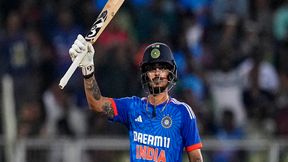 IND vs AUS: വീണ്ടും ഫിഫ്റ്റി, ധോണിയേയും റിഷഭിനേയും മറികടന്ന് ഇഷാന്! എലൈറ്റ് ക്ലബ്ബില് IND vs AUS: വീണ്ടും ഫിഫ്റ്റി, ധോണിയേയും റിഷഭിനേയും മറികടന്ന് ഇഷാന്! എലൈറ്റ് ക്ലബ്ബില്