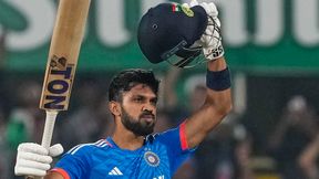 IND vs AUS: 22 ബോളില് 22, കഴിഞ്ഞപ്പോള് 57 ബോളില് 123! റുതുരാജ് ഗിയര് മാറ്റിയത് എങ്ങനെ? IND vs AUS: 22 ബോളില് 22, കഴിഞ്ഞപ്പോള് 57 ബോളില് 123! റുതുരാജ് ഗിയര് മാറ്റിയത് എങ്ങനെ?