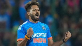   IND vs AUS: ഇന്ത്യയെ ജയിപ്പിച്ചത് മുകേഷ്, ആ ഓവര്‍ കളി മാറ്റി- റിയല്‍ ഹീറോ