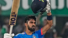 IND vs AUS: ടി20 താരമാക്കിയത് ധോണി, നിര്ണ്ണായക ഉപദേശം ഇതായിരുന്നു- റുതുരാജ് പറയുന്നു IND vs AUS: ടി20 താരമാക്കിയത് ധോണി, നിര്ണ്ണായക ഉപദേശം ഇതായിരുന്നു- റുതുരാജ് പറയുന്നു