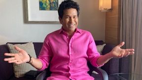 സച്ചിന് ഇത്ര നന്നായി സ്ലെഡ്ജ് ചെയ്യുമോ? വോയുടെ കണ്ട്രോള് പോയി! പിന്നെ സംഭവിച്ചത്, വീഡിയോ സച്ചിന് ഇത്ര നന്നായി സ്ലെഡ്ജ് ചെയ്യുമോ? വോയുടെ കണ്ട്രോള് പോയി! പിന്നെ സംഭവിച്ചത്, വീഡിയോ