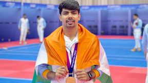 Pro Kabaddi League 2023: മിന്നും പ്രകടനത്തിന് പിന്നില് അര്ജുന, തുറന്നു പറഞ്ഞ് സെഹ്റാവത്ത് Pro Kabaddi League 2023: മിന്നും പ്രകടനത്തിന് പിന്നില് അര്ജുന, തുറന്നു പറഞ്ഞ് സെഹ്റാവത്ത്