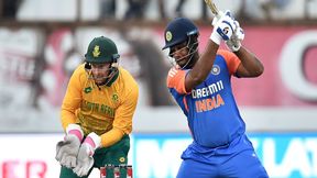IND vs SA: 10 വര്ഷത്തെ കാത്തിരിപ്പ്! വികാരഭരിതനായി സഞ്ജു; വീഡിയോ വൈറല് IND vs SA: 10 വര്ഷത്തെ കാത്തിരിപ്പ്! വികാരഭരിതനായി സഞ്ജു; വീഡിയോ വൈറല്