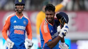 IND vs SA: റിഷഭ് ഇനി ബെഞ്ചിലിരിക്കൂ, ഇതിഹാസങ്ങളോടൊപ്പം സഞ്ജു! ധോണിക്കും മുകളില് IND vs SA: റിഷഭ് ഇനി ബെഞ്ചിലിരിക്കൂ, ഇതിഹാസങ്ങളോടൊപ്പം സഞ്ജു! ധോണിക്കും മുകളില്