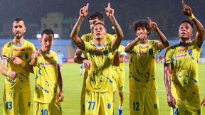 ISL: പരീക്ഷണം നിര്ത്തൂ, ആരാധകരെ ചതിക്കുന്ന ബ്ലാസ്റ്റേഴ്സ്! മഞ്ഞപ്പടയെ തകര്ക്കുന്നതാര്? ISL: പരീക്ഷണം നിര്ത്തൂ, ആരാധകരെ ചതിക്കുന്ന ബ്ലാസ്റ്റേഴ്സ്! മഞ്ഞപ്പടയെ തകര്ക്കുന്നതാര്?