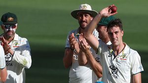   IND vs AUS: ഇത്തവണ ഇന്ത്യ പൊട്ടും, ഓസീസ് നിലം തൊടീക്കില്ല! കാരണങ്ങളിതാ