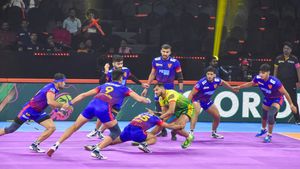 Pro Kabaddi Legue: റെയ്ഡര്‍മാരിലും ഡിഫന്‍ഡര്‍മാരിലും ഇപ്പോള്‍ മുന്നില്‍ ആരൊക്കെ? അറിയാം
