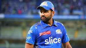 IND vs ENG: രോഹിത്തിനെ മുംബൈ വീണ്ടും പുറത്താക്കി! ഇങ്ങനെ അപമാനിക്കണോ? കലിപ്പില്‍ ഫാന്‍സ്