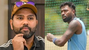 T20 World Cup 2024: ഐസിസിക്ക് രോഹിത്, സ്റ്റാറിന് ഹാര്‍ദിക്! ശരിക്കും ആരാണ് ക്യാപ്റ്റന്‍, വിമര്‍ശനം