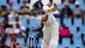   IND vs SA: ശ്രേയസ് എന്തിന് ടീമില്‍? എവേ മാച്ചില്‍ ഇന്ത്യക്ക് ബാധ്യത! വിമര്‍ശനം ശക്തം