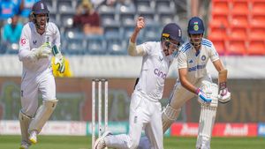   IND vs ENG: ഫ്‌ളോപ്പ്മാനായി ശുബ്മാന്‍ ഗില്‍, പിഴക്കുന്നത് എവിടെ? മൂന്ന് കാരണങ്ങള്‍ ഇതാ