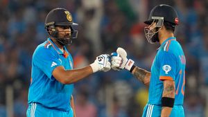  IND vs AFG: രോഹിത്തും കോലിയും തിരിച്ചെത്തി, പണികിട്ടിയത് ഇവര്‍ക്ക്! ലോകകപ്പ് സീറ്റ് മറക്കാം
