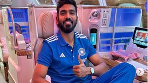   IND vs ENG: ബോള്‍ബോയി ആയി തുടക്കം, രഞ്ജിയില്‍ റെക്കോഡ് ട്രിപ്പിള്‍- ഭരത്തിന്റെ അറിയാ കഥ