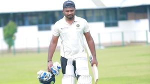 Ranji Trophy: 8 പേര്‍ ബാറ്റ് ചെയ്തിട്ടും സഞ്ജുവില്ല! എവിടെ ക്യാപ്റ്റന്‍? ബംഗാളിന്‍റെ ലക്ഷ്യമറിയാം