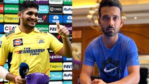 രഹാനെ 10 ഇന്നിങ്‌സില്‍ 115, തുഷാര്‍ ഒരിന്നിങ്‌സില്‍ 123! ഇതിലും വലിയ നാണക്കേടുണ്ടോ? 