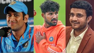 ധ്രുവ് ജുറേല്‍ ഇന്ത്യയുടെ അടുത്ത എംഎസ് ധോണിയോ? ദാദയുടെ മറുപടി വൈറല്‍ 