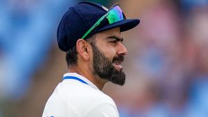   IND vs ENG: കോലി വിദേശത്ത്, ടെസ്റ്റ് പരമ്പര പൂര്‍ണ്ണമായും നഷ്ടമാകും! ഇന്ത്യക്ക് കടുത്ത തിരിച്ചടി