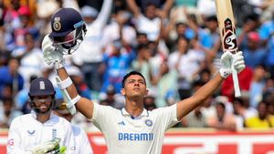   IND vs ENG: ഒറ്റയാനായി ജയ്‌സ്വാള്‍, തകര്‍ത്തത് 60 വര്‍ഷം പഴക്കമുള്ള റെക്കോഡ്- തലപ്പത്ത്