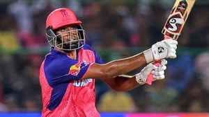 IPL 2024: രാമനാഥന് പവര്‍ ഹിറ്റിംഗും വശമുണ്ട്!! ഡല്‍ഹിയെ അടിച്ചൊതുക്കി അശ്വിന്റെ രക്ഷാപ്രവര്‍ത്തനം