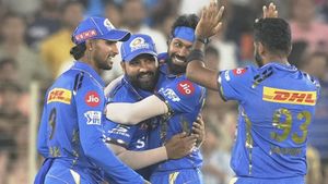IPL 2024: ആരാണ് അവരൊക്കെ? ഹാര്‍ദ്ദിക് പാണ്ഡ്യയെ വിമര്‍ശിച്ച് ഇന്ത്യന്‍ ഇതിഹാസതാരം